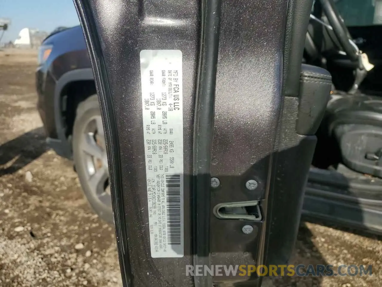 13 Photograph of a damaged car 1C4PJMDX9KD138299 JEEP GRAND CHER 2019