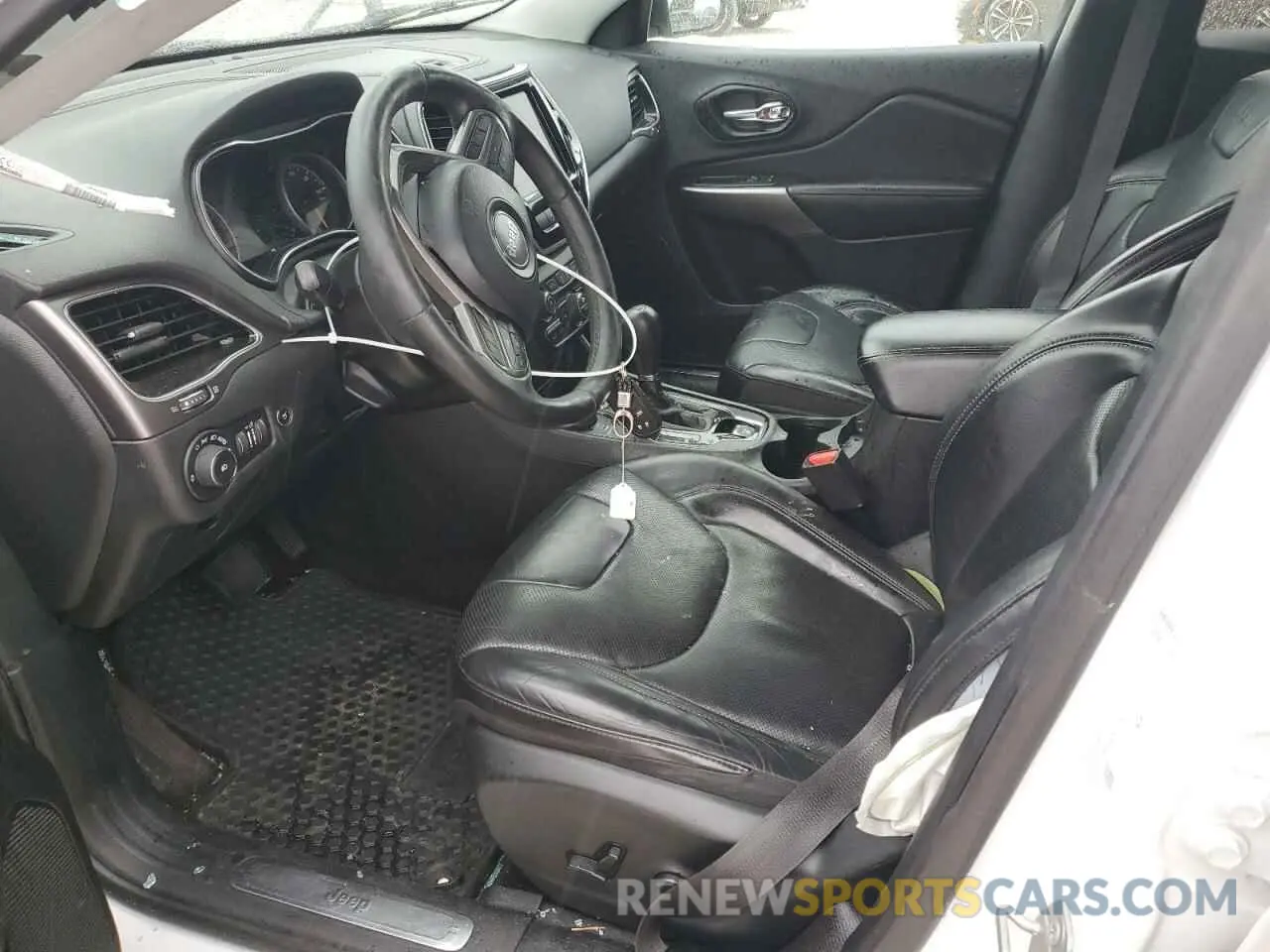 7 Photograph of a damaged car 1C4PJMDX9KD239438 JEEP GRAND CHER 2019