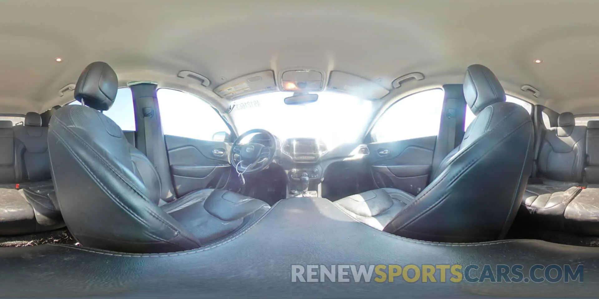 14 Photograph of a damaged car 1C4PJMDX9KD373902 JEEP GRAND CHER 2019