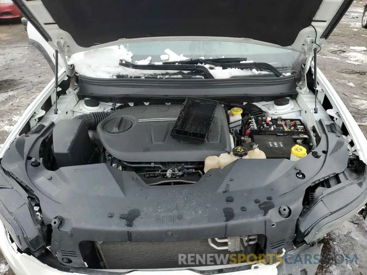 12 Photograph of a damaged car 1C4PJMDX9KD440496 JEEP GRAND CHER 2019