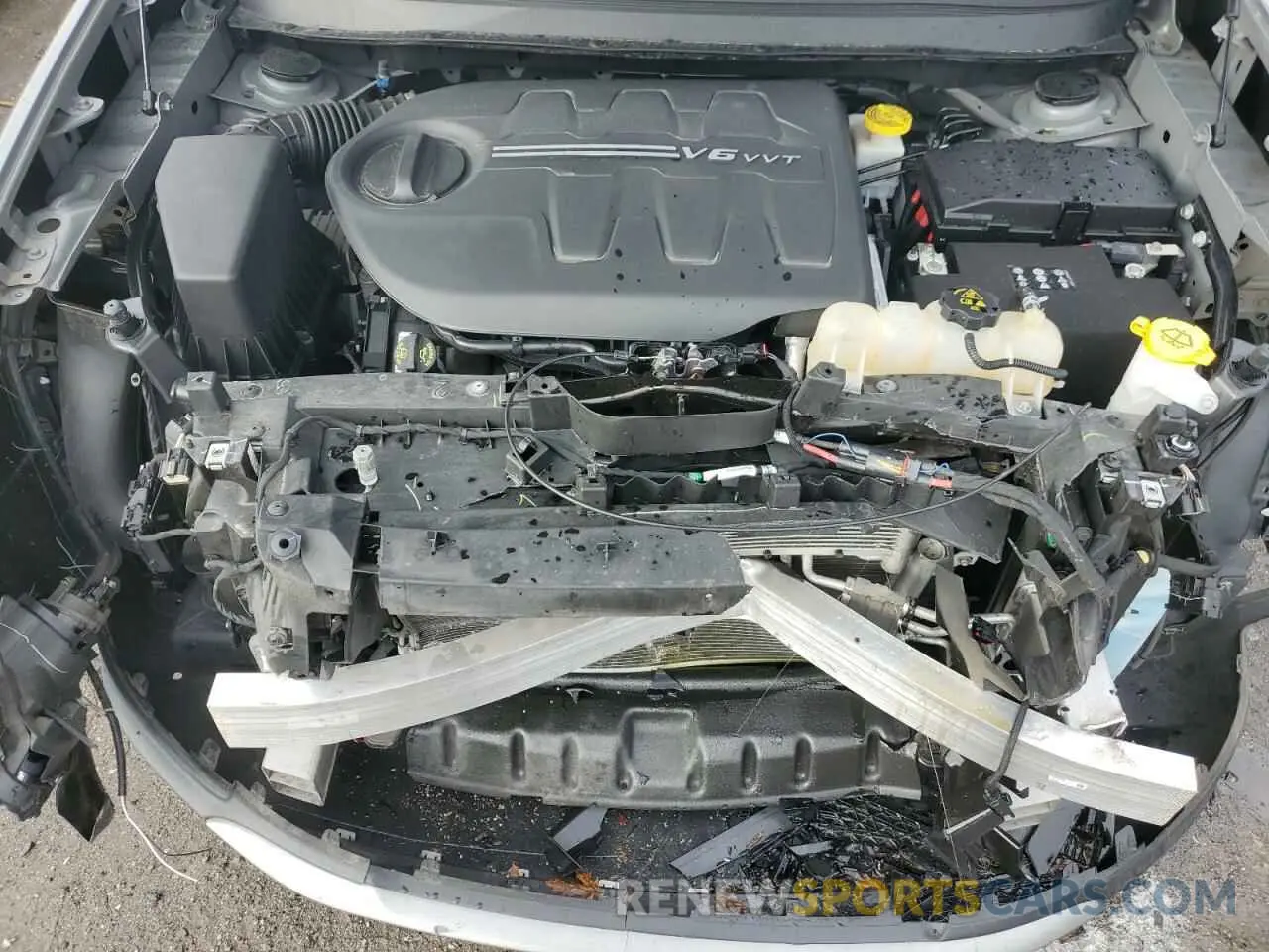 12 Photograph of a damaged car 1C4PJMDX9KD442071 JEEP GRAND CHER 2019