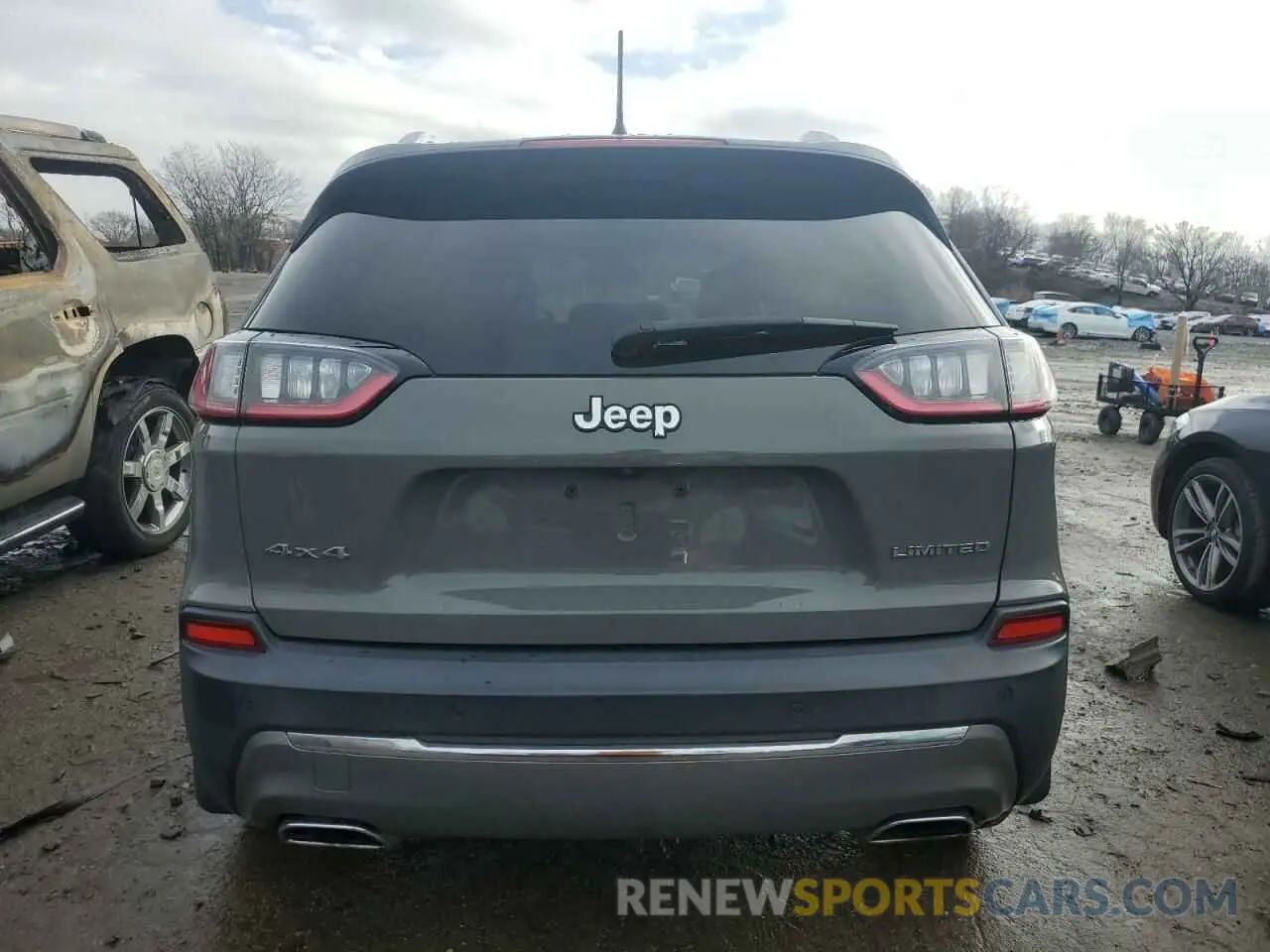 6 Photograph of a damaged car 1C4PJMDX9KD442071 JEEP GRAND CHER 2019