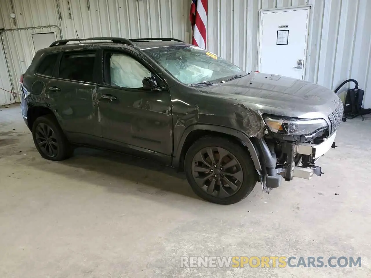 4 Photograph of a damaged car 1C4PJMDX9KD448016 JEEP GRAND CHER 2019