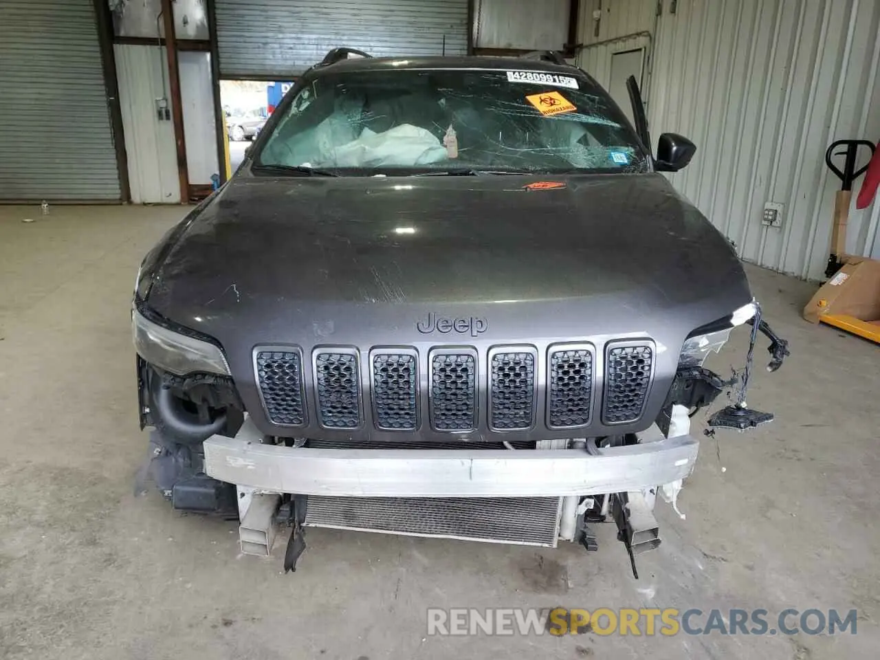 5 Photograph of a damaged car 1C4PJMDX9KD448016 JEEP GRAND CHER 2019