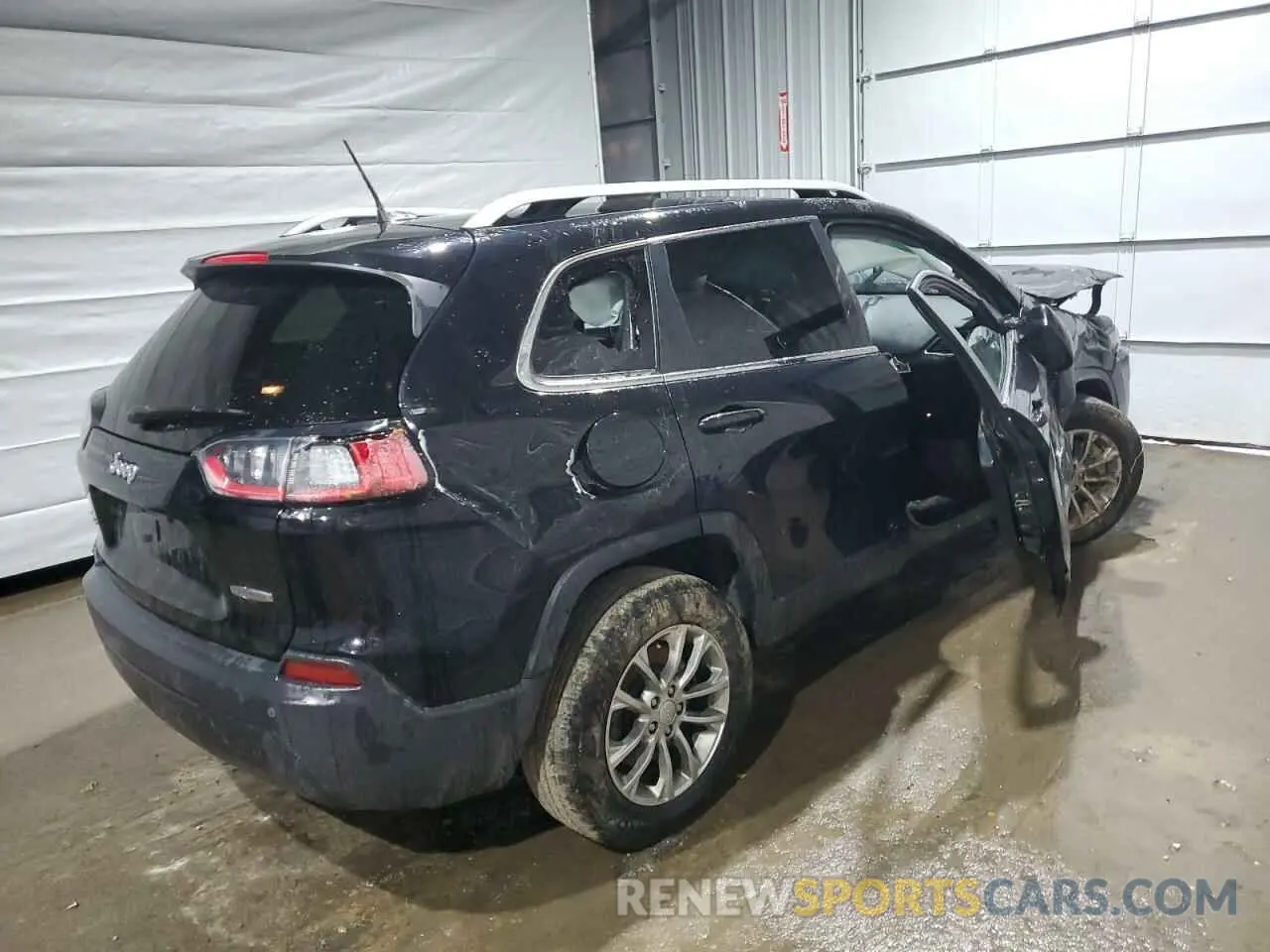 3 Photograph of a damaged car 1C4PJMLB0KD107836 JEEP GRAND CHER 2019
