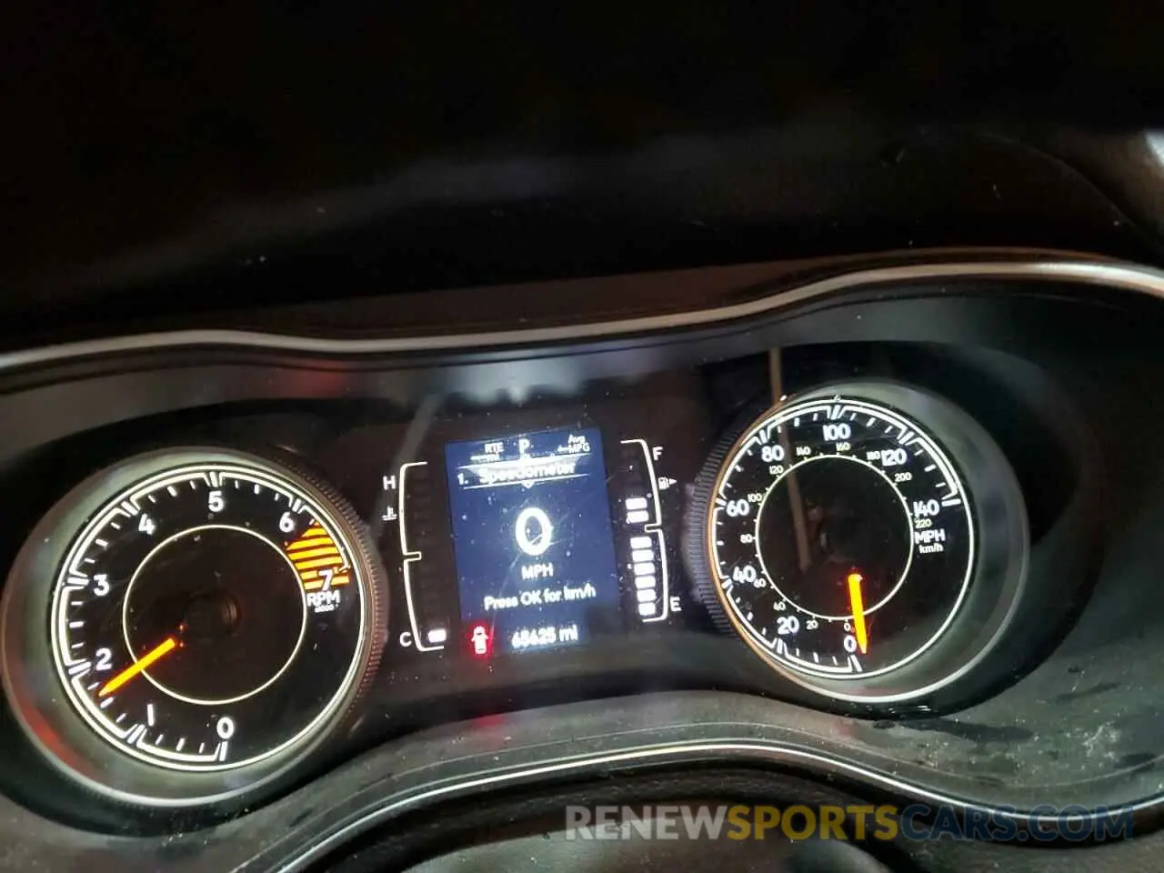 9 Photograph of a damaged car 1C4PJMLB0KD107836 JEEP GRAND CHER 2019