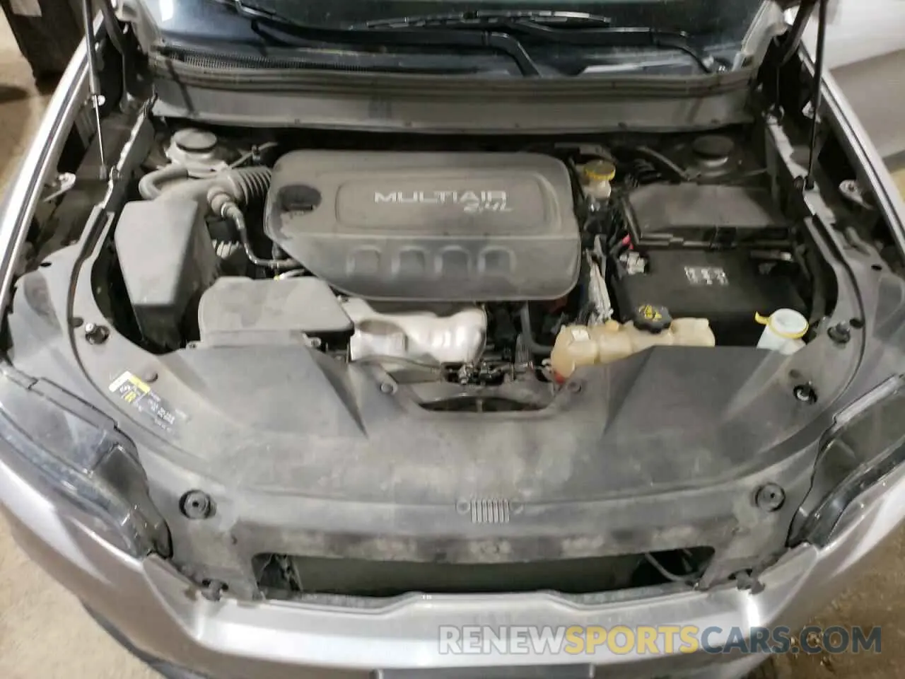12 Photograph of a damaged car 1C4PJMLB0KD194699 JEEP GRAND CHER 2019