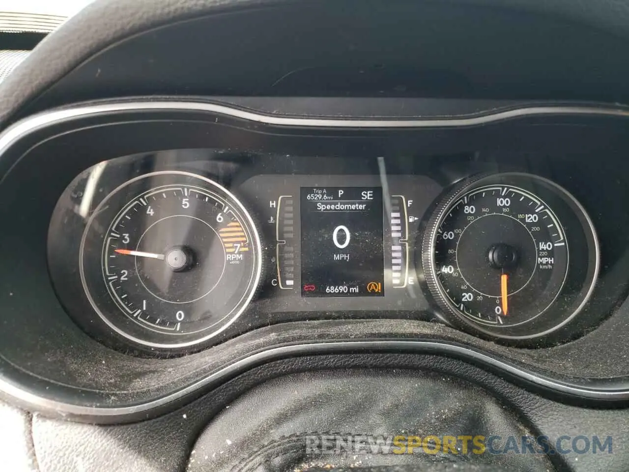 9 Photograph of a damaged car 1C4PJMLB0KD194699 JEEP GRAND CHER 2019