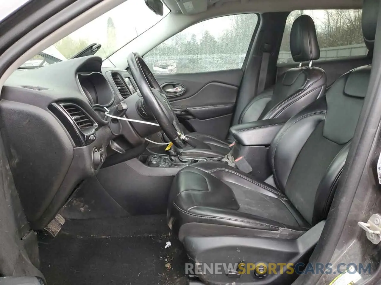 7 Photograph of a damaged car 1C4PJMLB0KD414259 JEEP GRAND CHER 2019