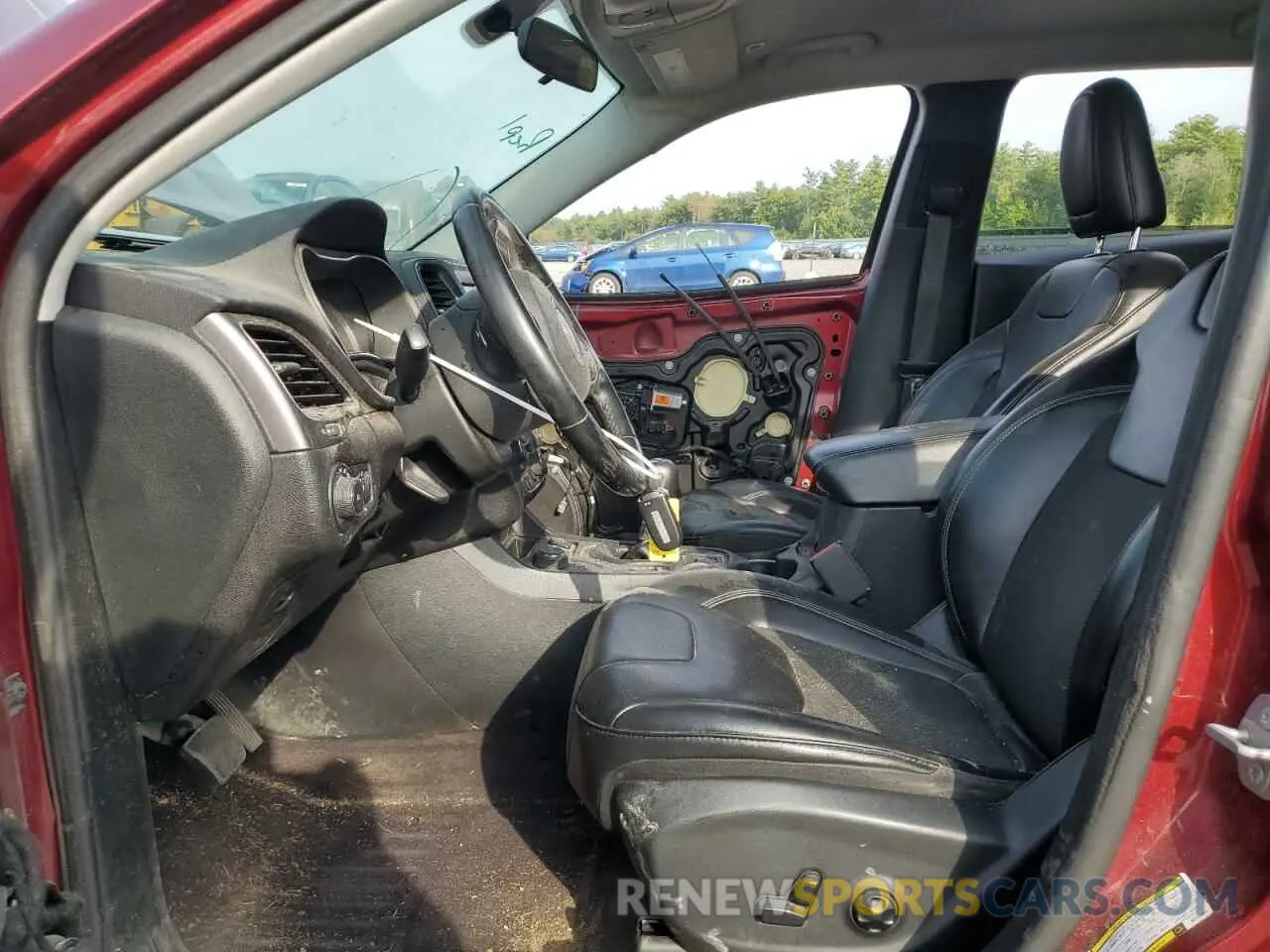 7 Photograph of a damaged car 1C4PJMLB1KD188684 JEEP GRAND CHER 2019