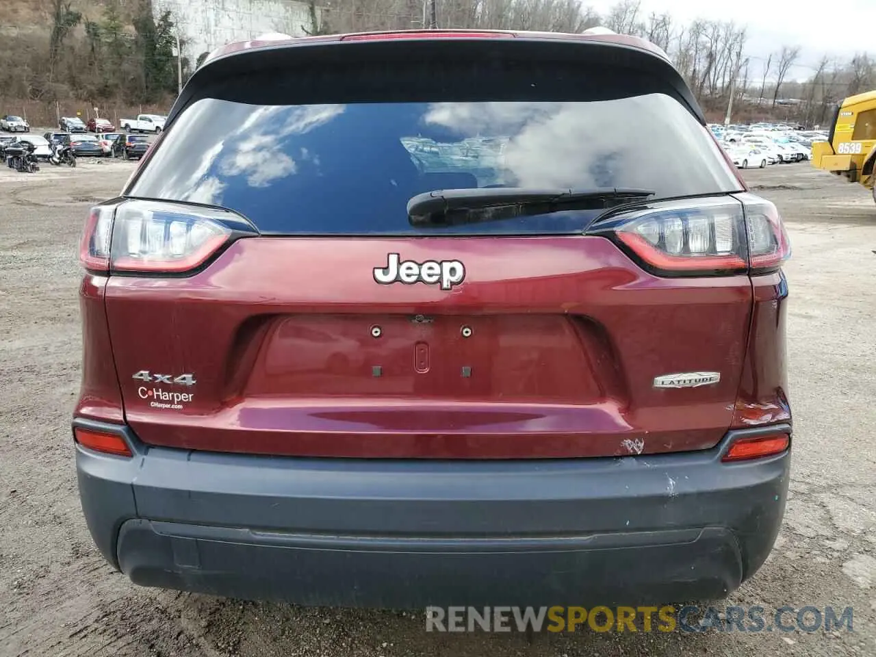 6 Photograph of a damaged car 1C4PJMLB2KD128025 JEEP GRAND CHER 2019