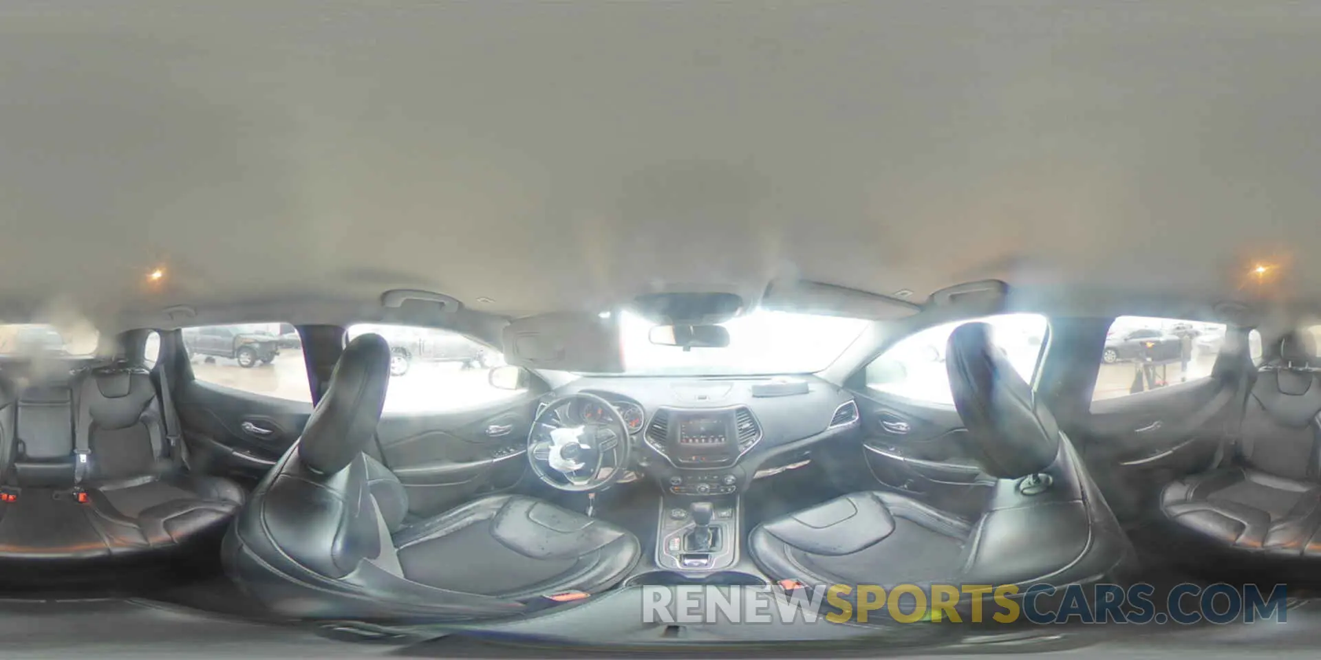 15 Photograph of a damaged car 1C4PJMLB2KD280516 JEEP GRAND CHER 2019