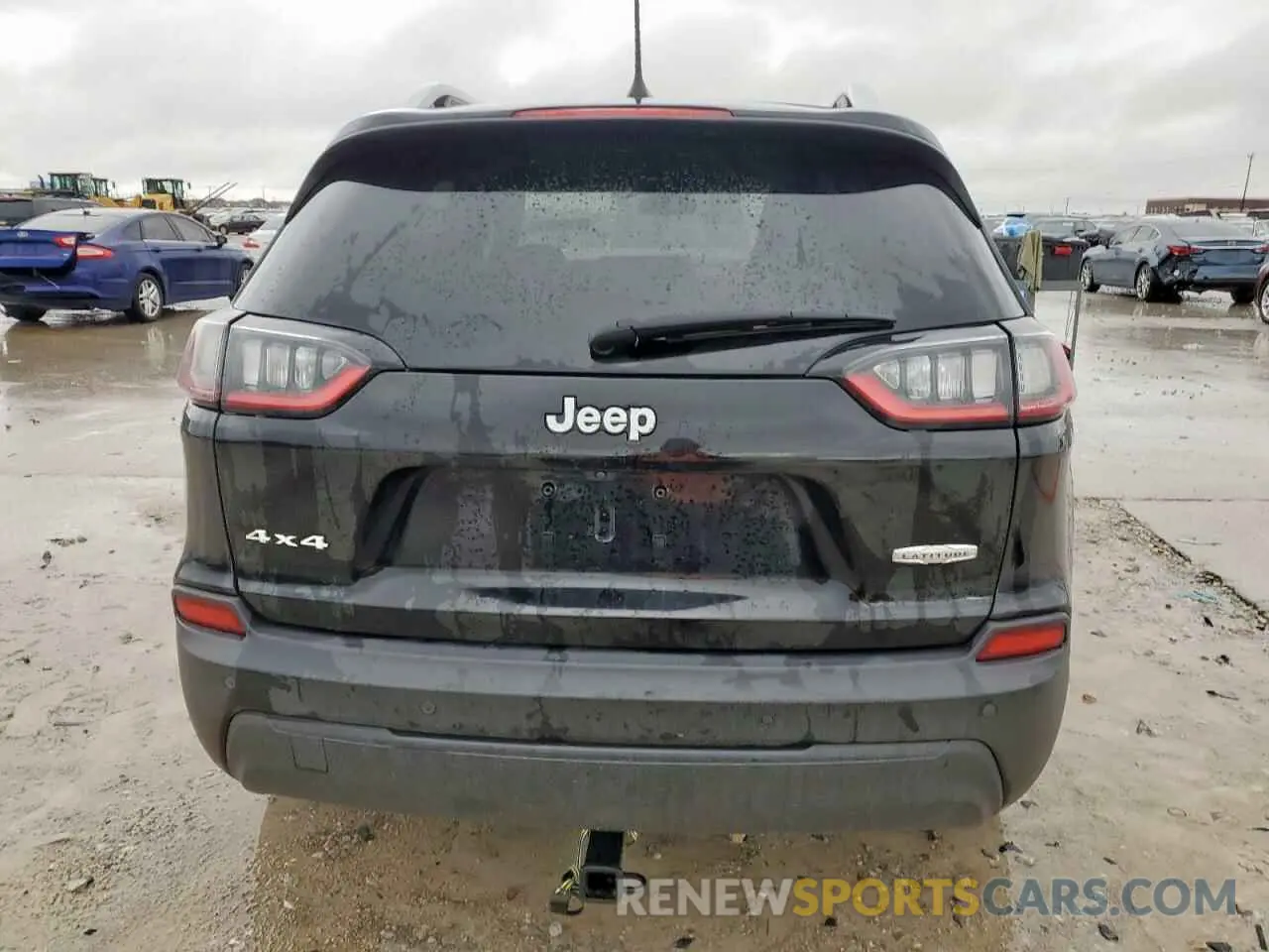 6 Photograph of a damaged car 1C4PJMLB2KD280516 JEEP GRAND CHER 2019
