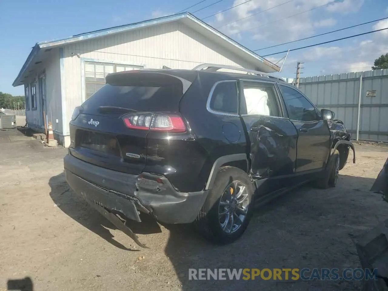 3 Photograph of a damaged car 1C4PJMLB2KD314065 JEEP GRAND CHER 2019