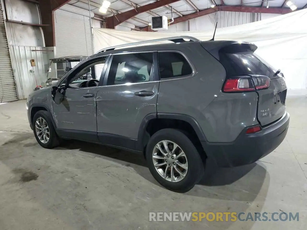 2 Photograph of a damaged car 1C4PJMLB2KD368904 JEEP GRAND CHER 2019
