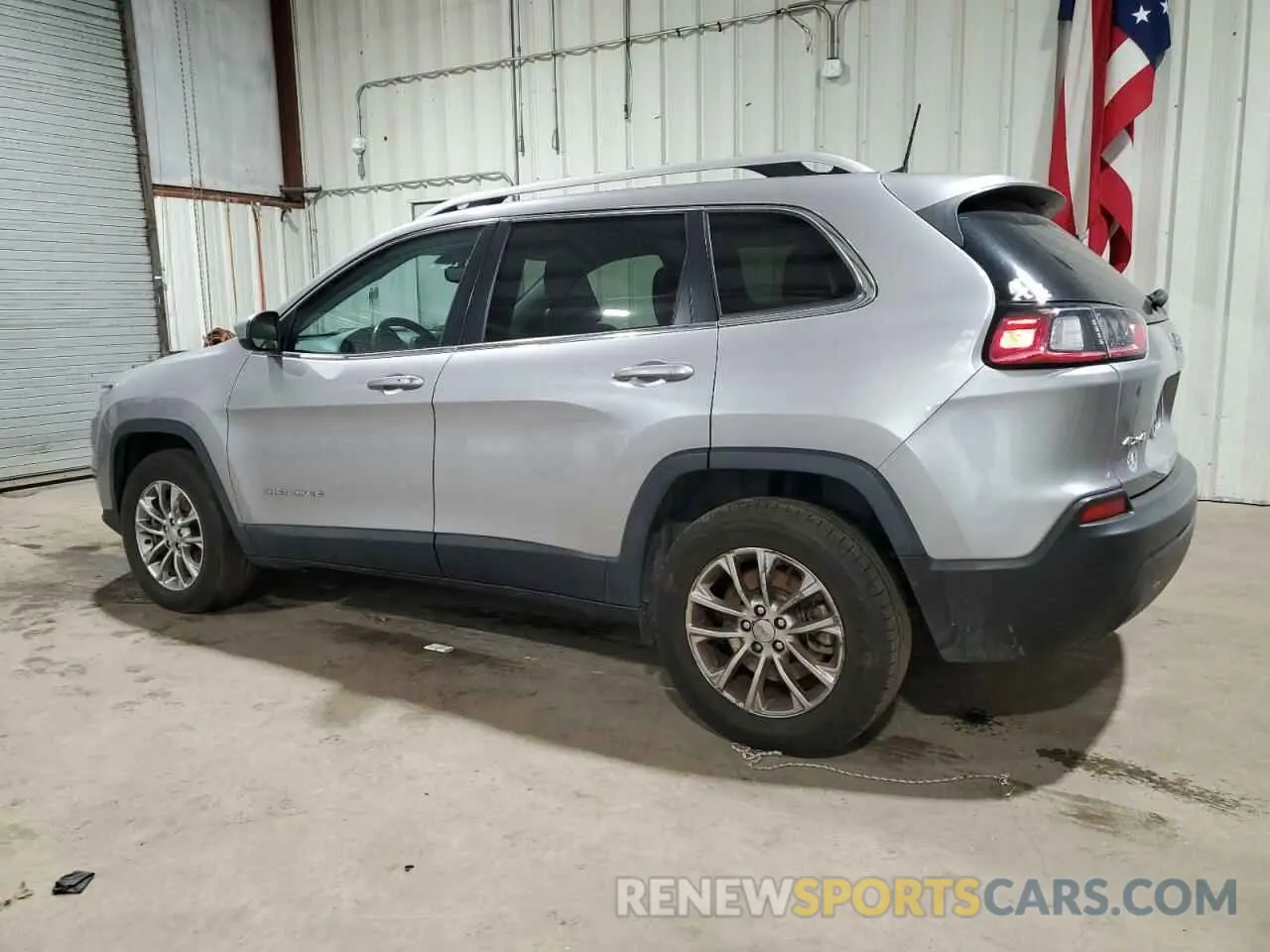 2 Photograph of a damaged car 1C4PJMLB3KD177430 JEEP GRAND CHER 2019