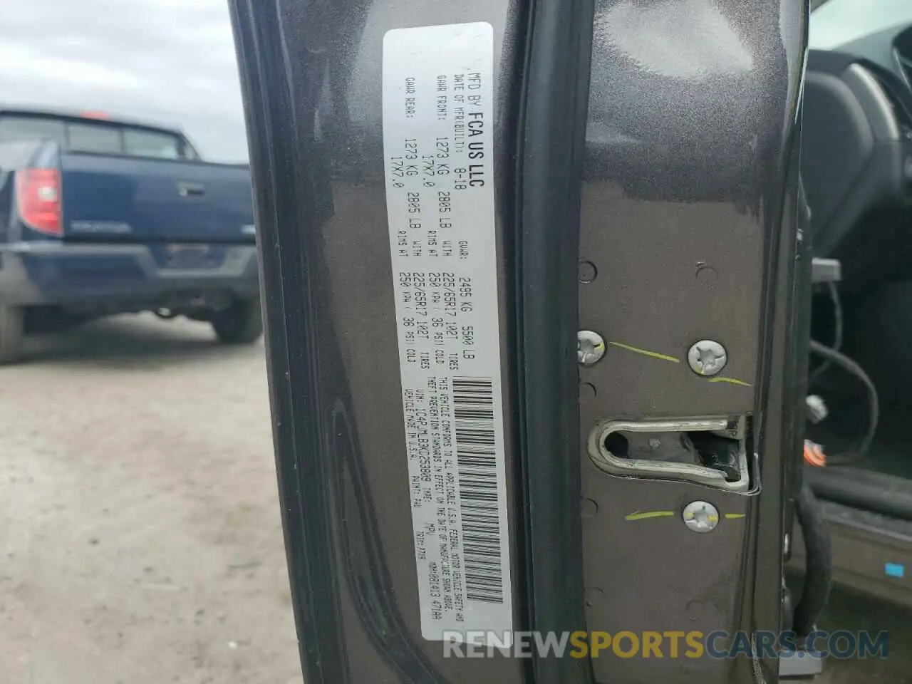 13 Photograph of a damaged car 1C4PJMLB3KD253809 JEEP GRAND CHER 2019