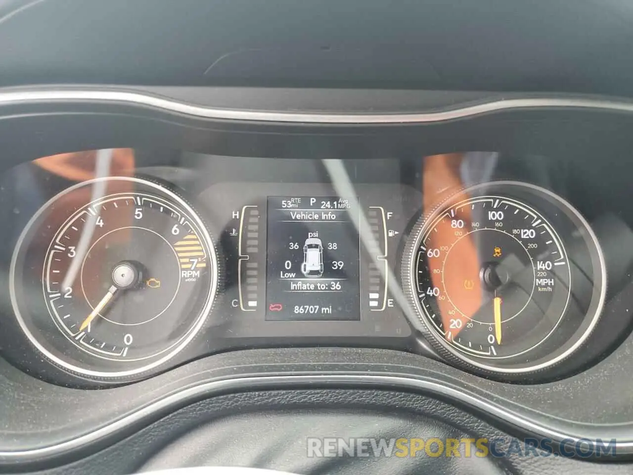 9 Photograph of a damaged car 1C4PJMLB3KD253809 JEEP GRAND CHER 2019