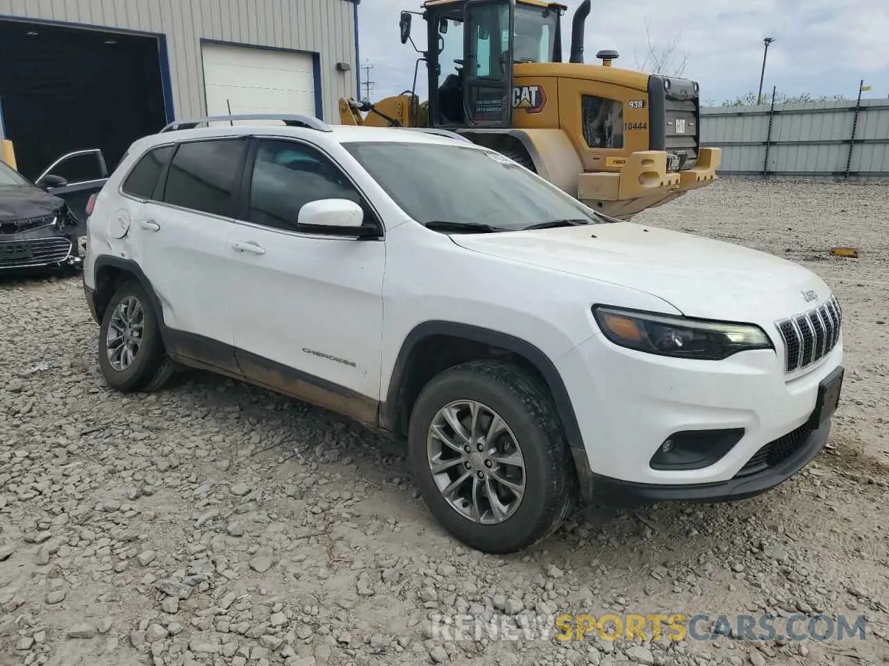 4 Photograph of a damaged car 1C4PJMLB3KD402591 JEEP GRAND CHER 2019