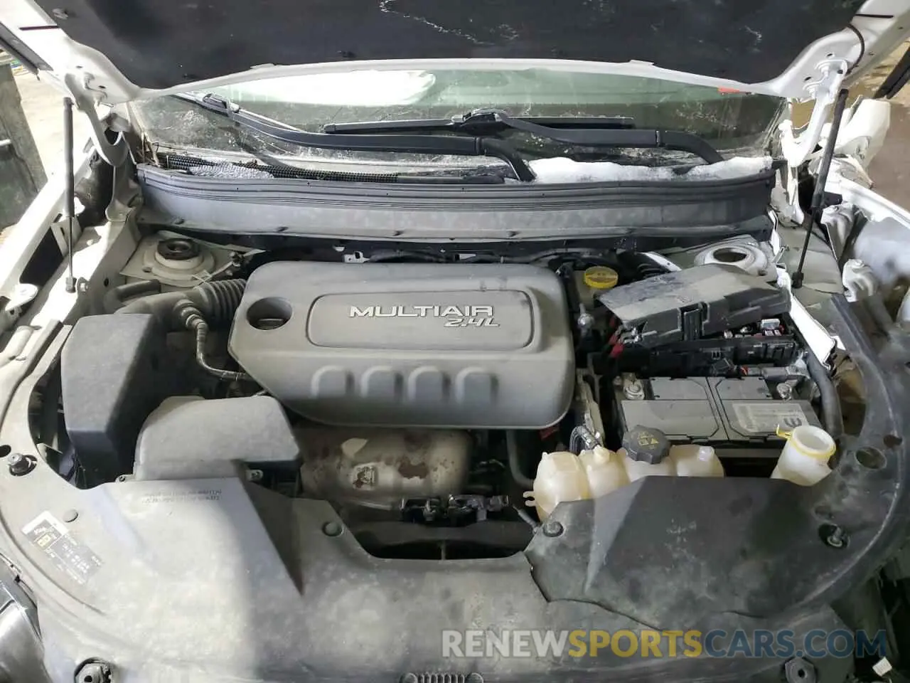11 Photograph of a damaged car 1C4PJMLB4KD182068 JEEP GRAND CHER 2019