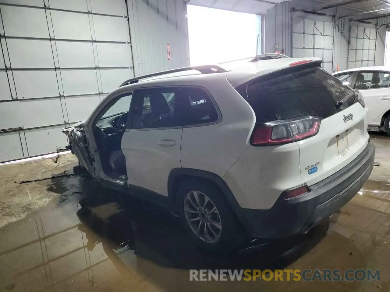 2 Photograph of a damaged car 1C4PJMLB4KD182068 JEEP GRAND CHER 2019