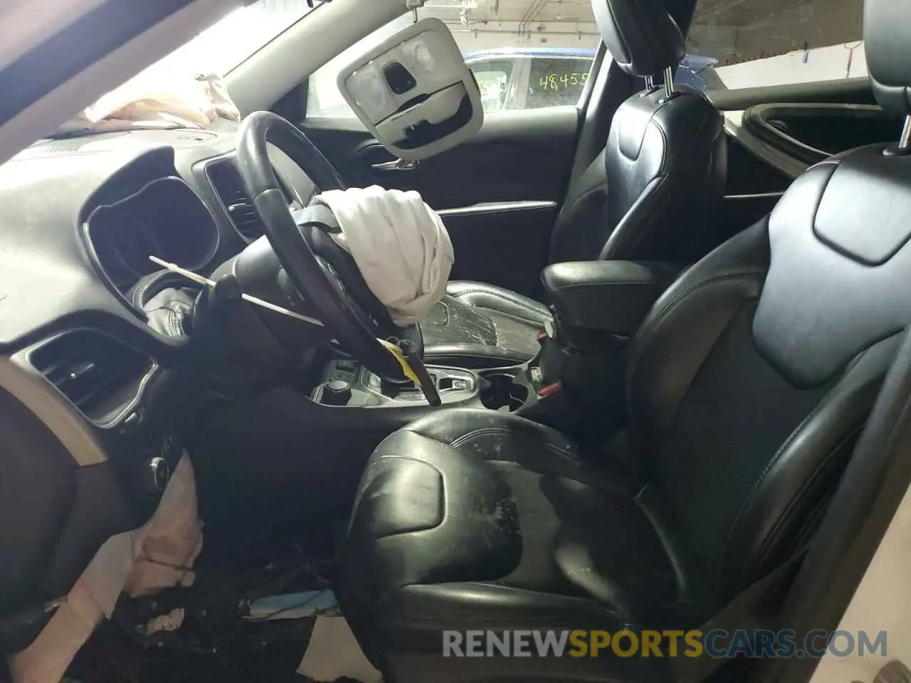 7 Photograph of a damaged car 1C4PJMLB4KD182068 JEEP GRAND CHER 2019
