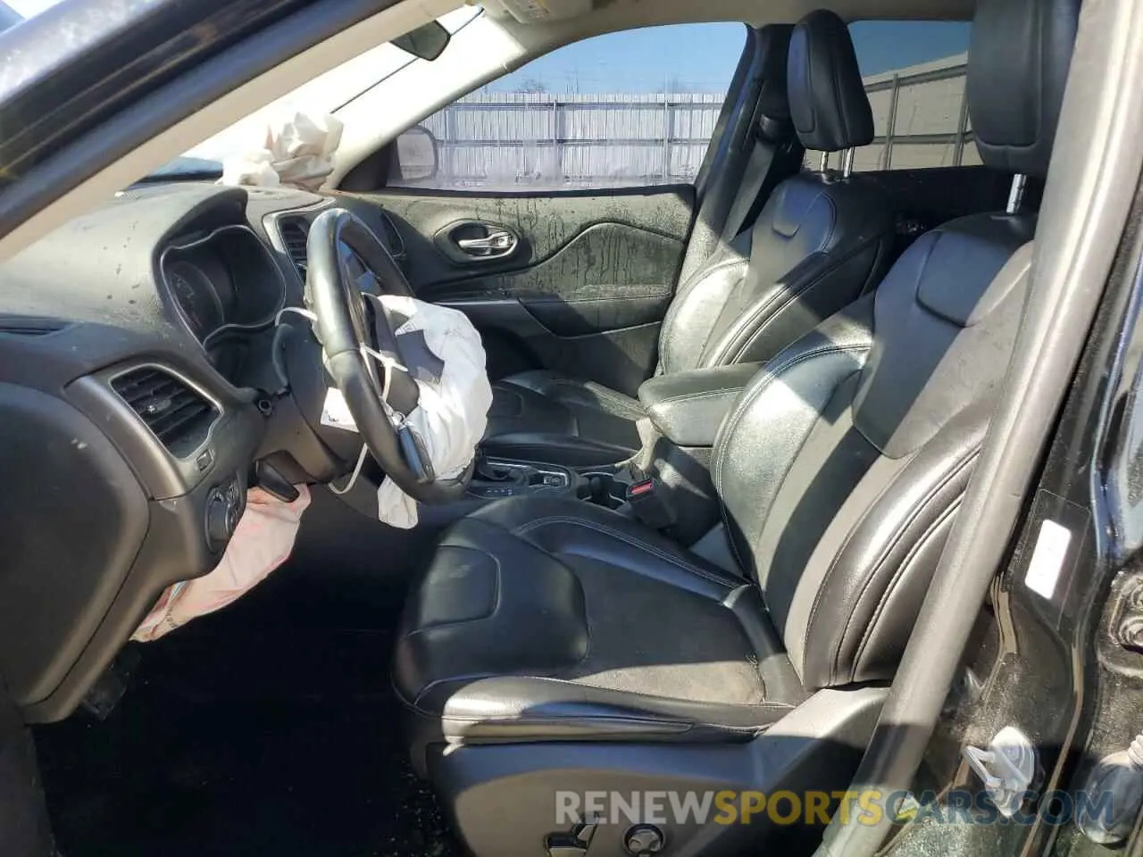 7 Photograph of a damaged car 1C4PJMLB4KD182071 JEEP GRAND CHER 2019