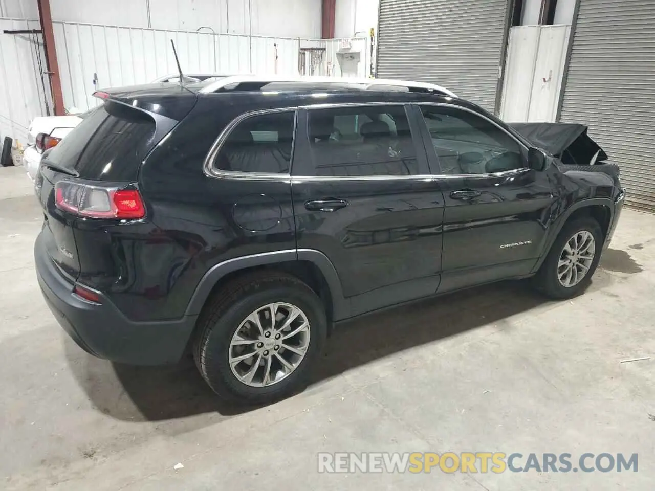 3 Photograph of a damaged car 1C4PJMLB5KD198599 JEEP GRAND CHER 2019