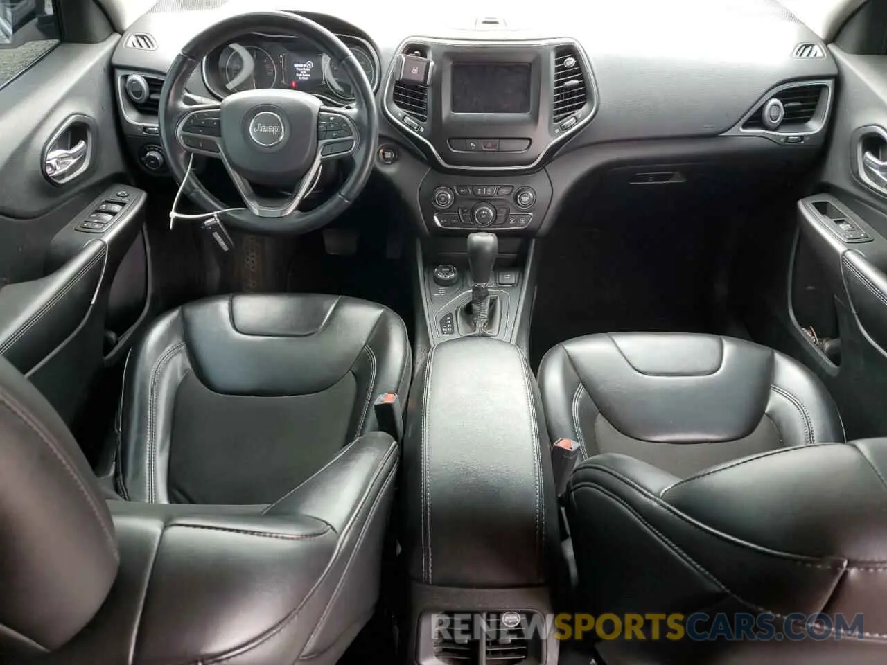 8 Photograph of a damaged car 1C4PJMLB5KD330664 JEEP GRAND CHER 2019