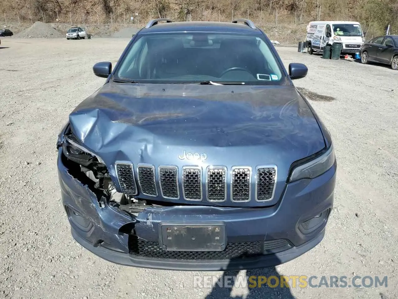 5 Photograph of a damaged car 1C4PJMLB5KD384675 JEEP GRAND CHER 2019