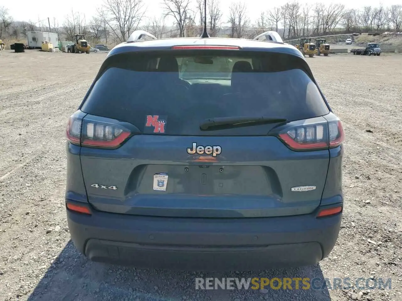 6 Photograph of a damaged car 1C4PJMLB5KD384675 JEEP GRAND CHER 2019
