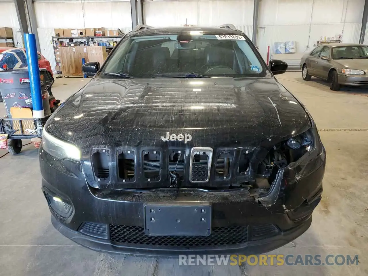 5 Photograph of a damaged car 1C4PJMLB6KD112085 JEEP GRAND CHER 2019