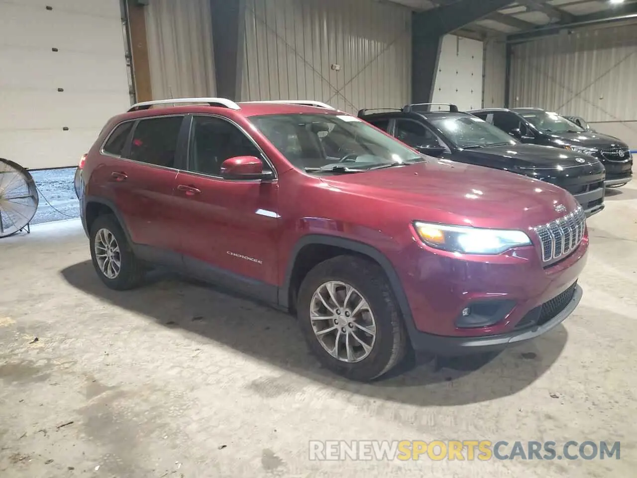 4 Photograph of a damaged car 1C4PJMLB6KD191113 JEEP GRAND CHER 2019