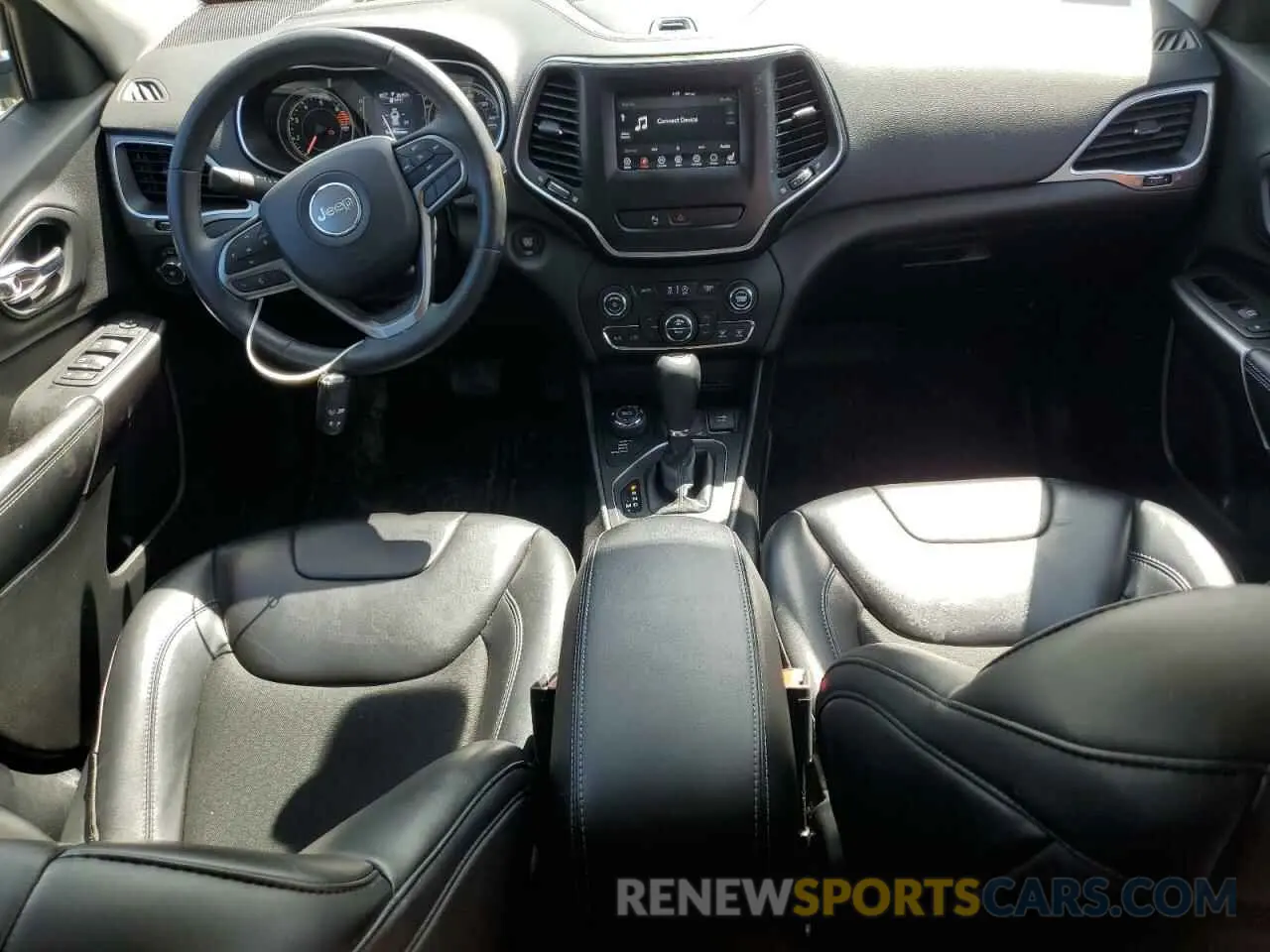8 Photograph of a damaged car 1C4PJMLB6KD438338 JEEP GRAND CHER 2019