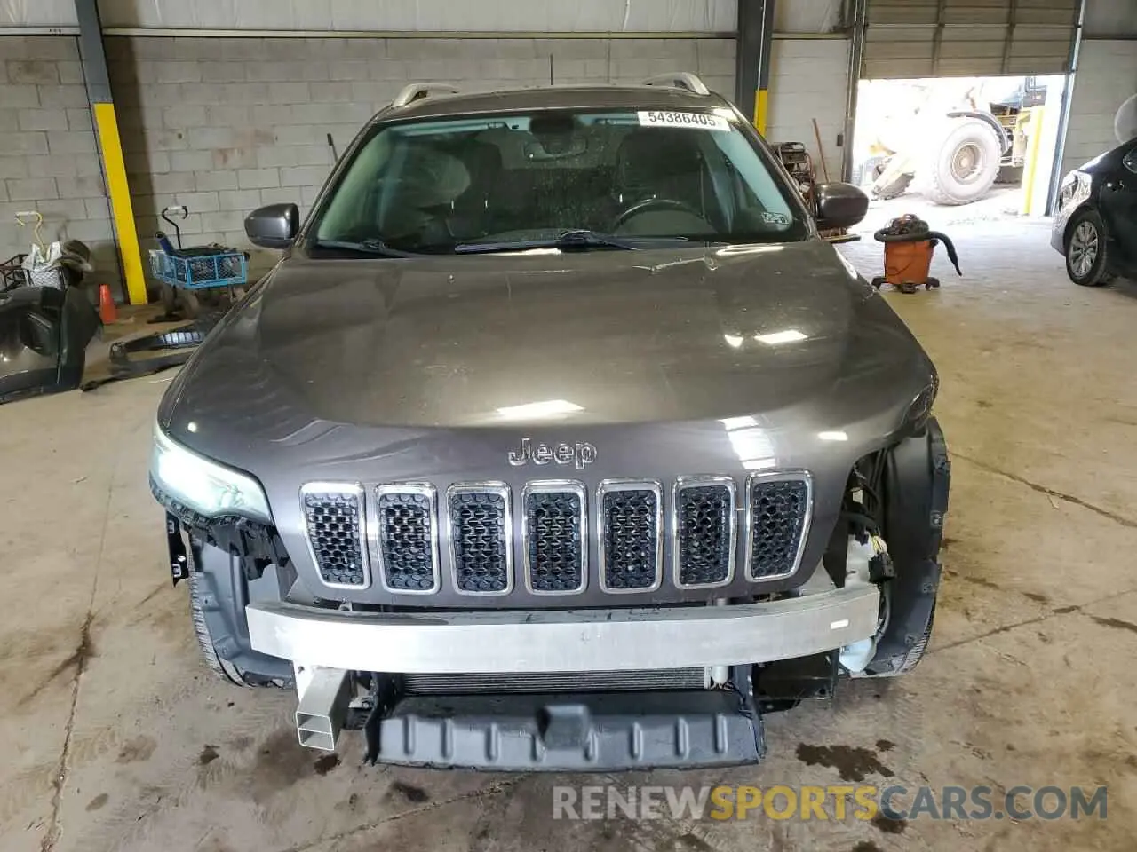 5 Photograph of a damaged car 1C4PJMLB6KD460985 JEEP GRAND CHER 2019
