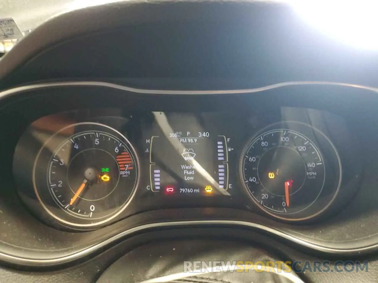 9 Photograph of a damaged car 1C4PJMLB6KD460985 JEEP GRAND CHER 2019