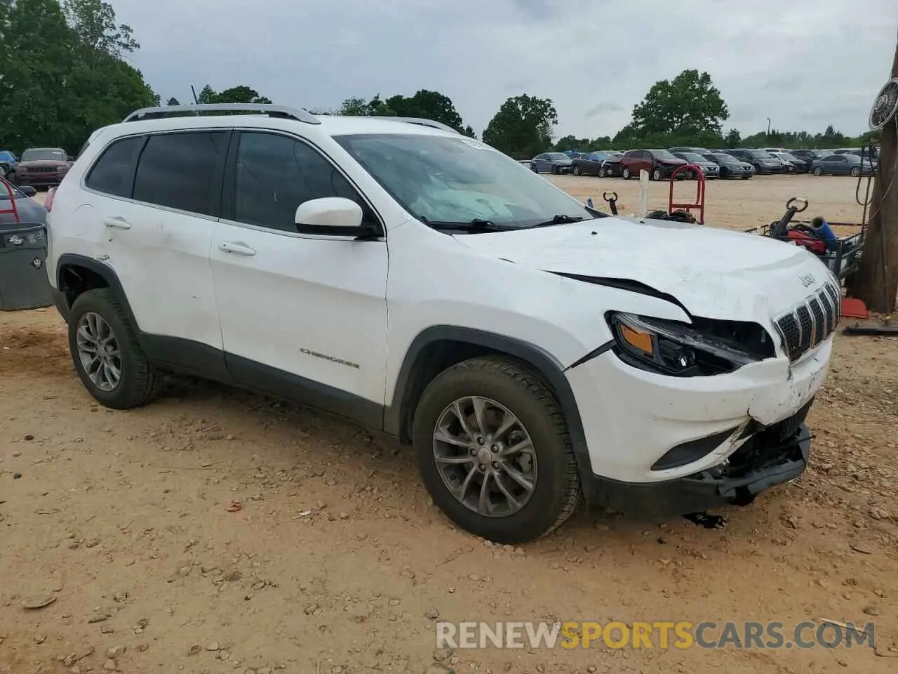 4 Photograph of a damaged car 1C4PJMLB7KD195798 JEEP GRAND CHER 2019