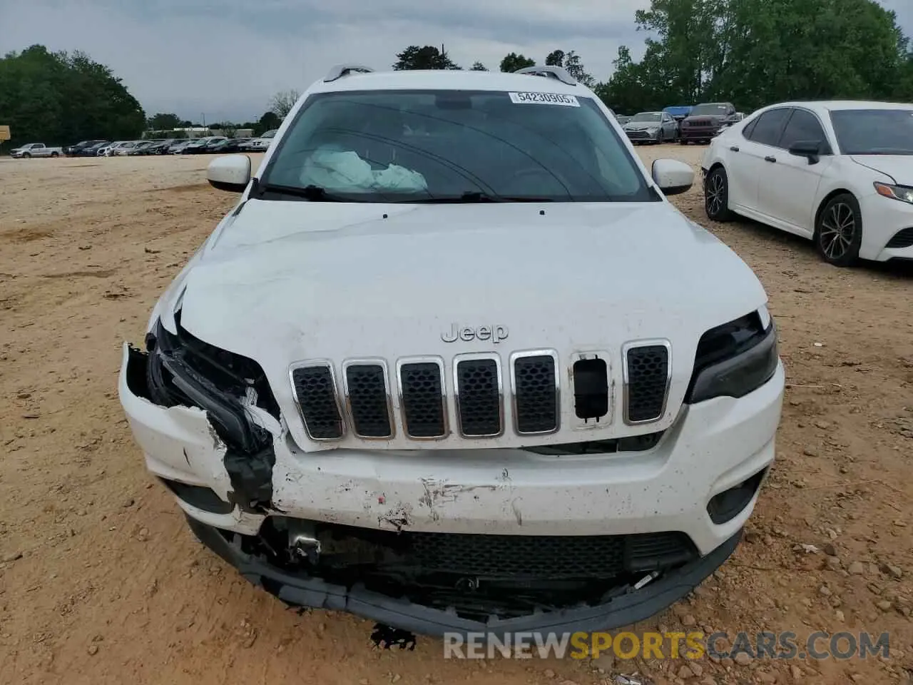 5 Photograph of a damaged car 1C4PJMLB7KD195798 JEEP GRAND CHER 2019