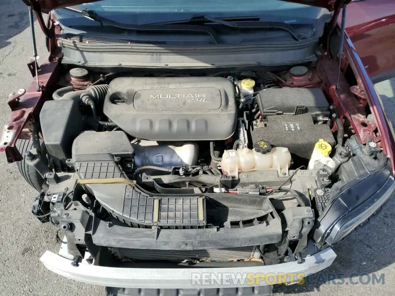 12 Photograph of a damaged car 1C4PJMLB7KD213295 JEEP GRAND CHER 2019