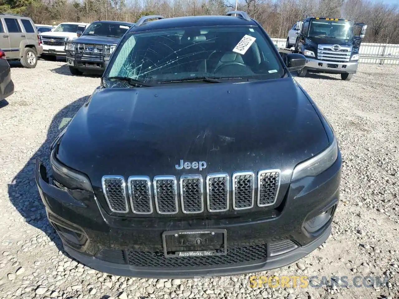 5 Photograph of a damaged car 1C4PJMLB7KD288062 JEEP GRAND CHER 2019