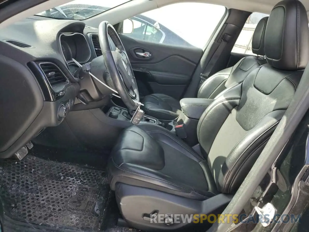 7 Photograph of a damaged car 1C4PJMLB7KD291205 JEEP GRAND CHER 2019
