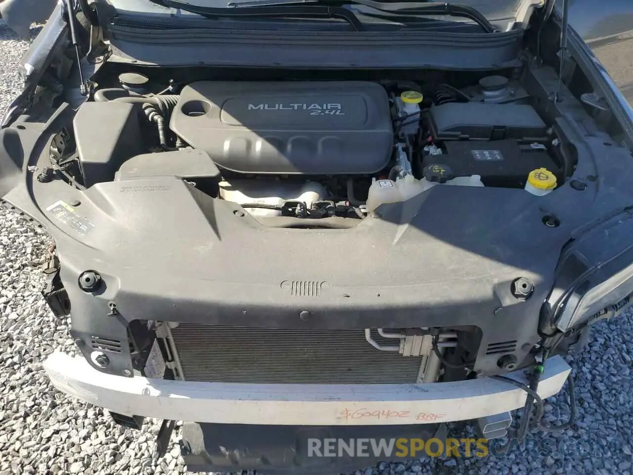 12 Photograph of a damaged car 1C4PJMLB8KD233703 JEEP GRAND CHER 2019