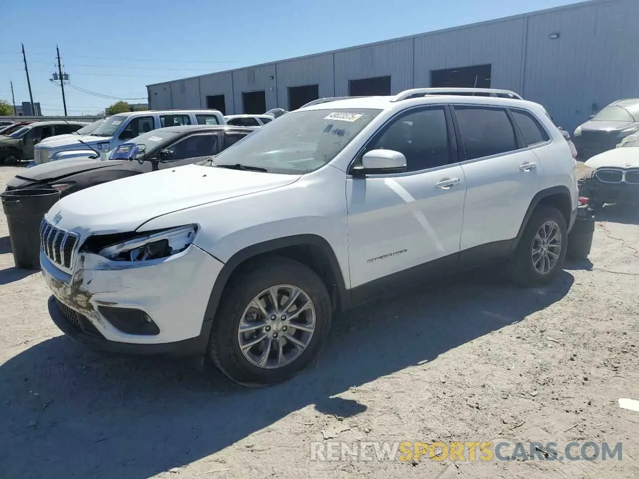 1 Photograph of a damaged car 1C4PJMLB8KD254101 JEEP GRAND CHER 2019