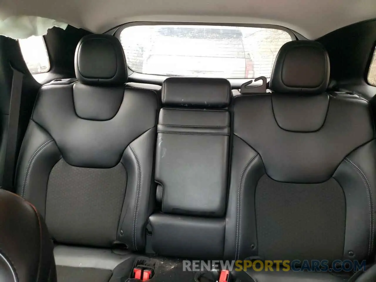 10 Photograph of a damaged car 1C4PJMLB8KD397338 JEEP GRAND CHER 2019