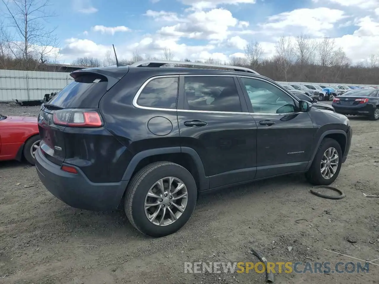3 Photograph of a damaged car 1C4PJMLB9KD191316 JEEP GRAND CHER 2019