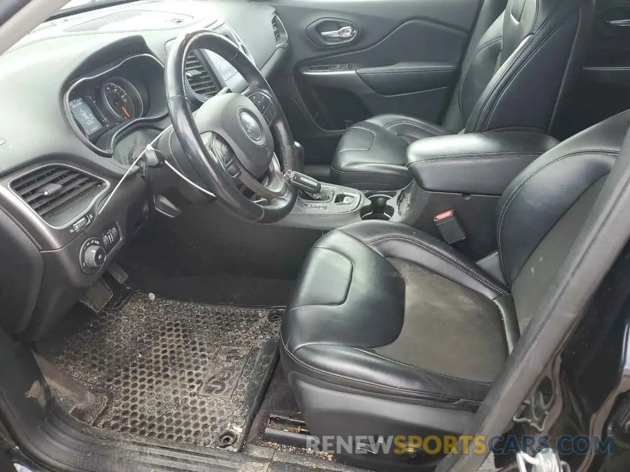 7 Photograph of a damaged car 1C4PJMLB9KD191316 JEEP GRAND CHER 2019