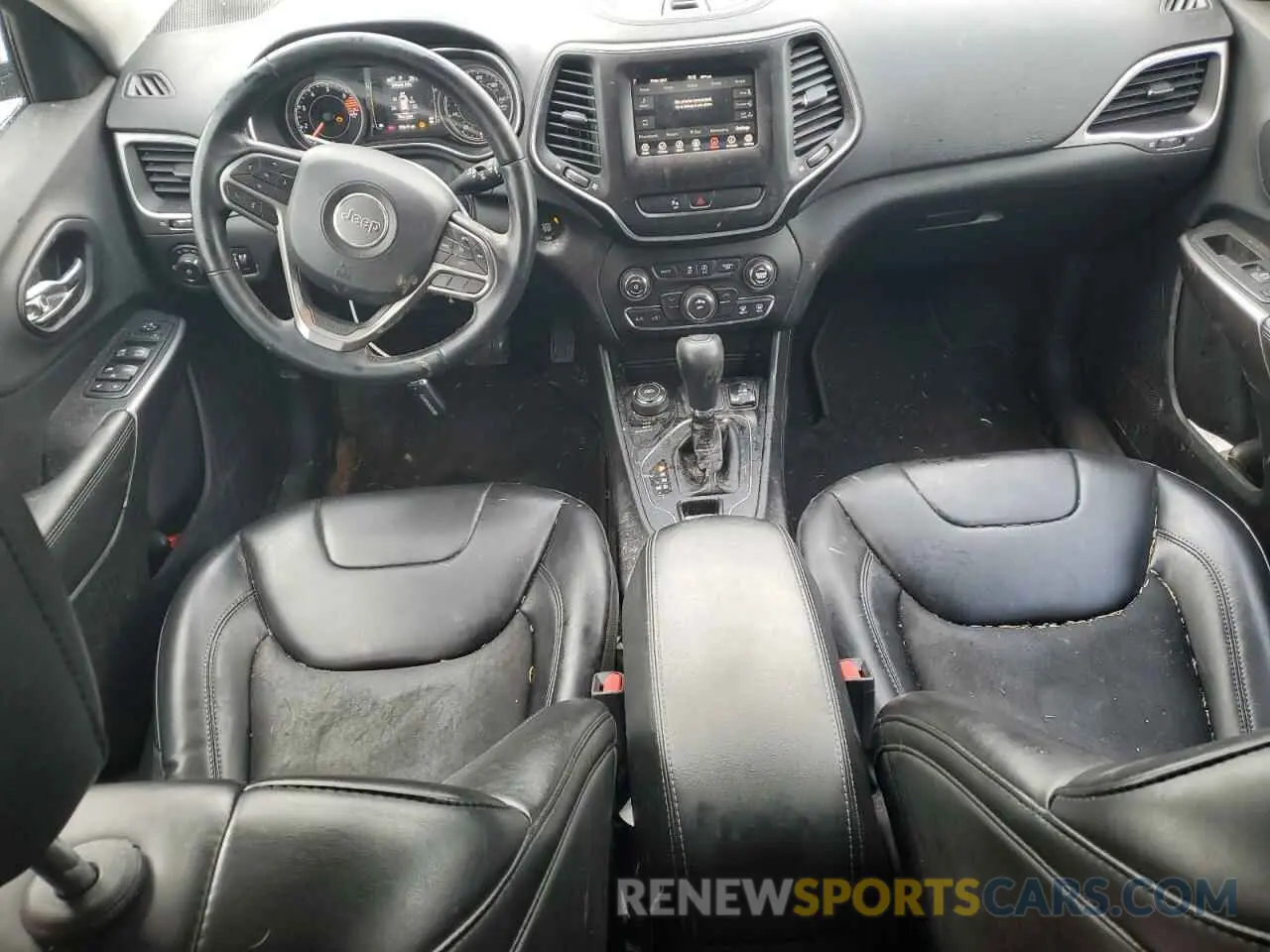 8 Photograph of a damaged car 1C4PJMLB9KD378703 JEEP GRAND CHER 2019