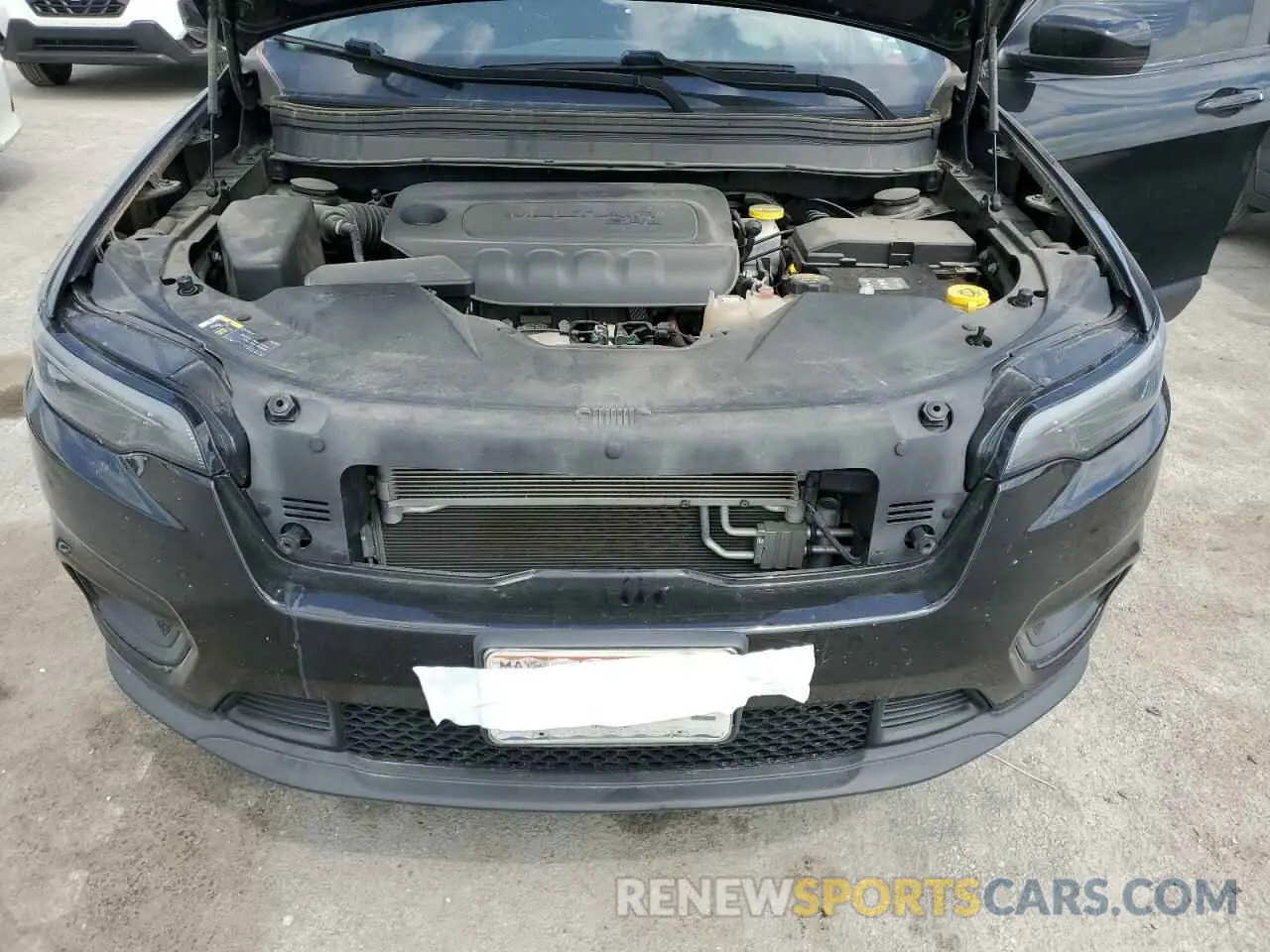 12 Photograph of a damaged car 1C4PJMLB9KD393699 JEEP GRAND CHER 2019