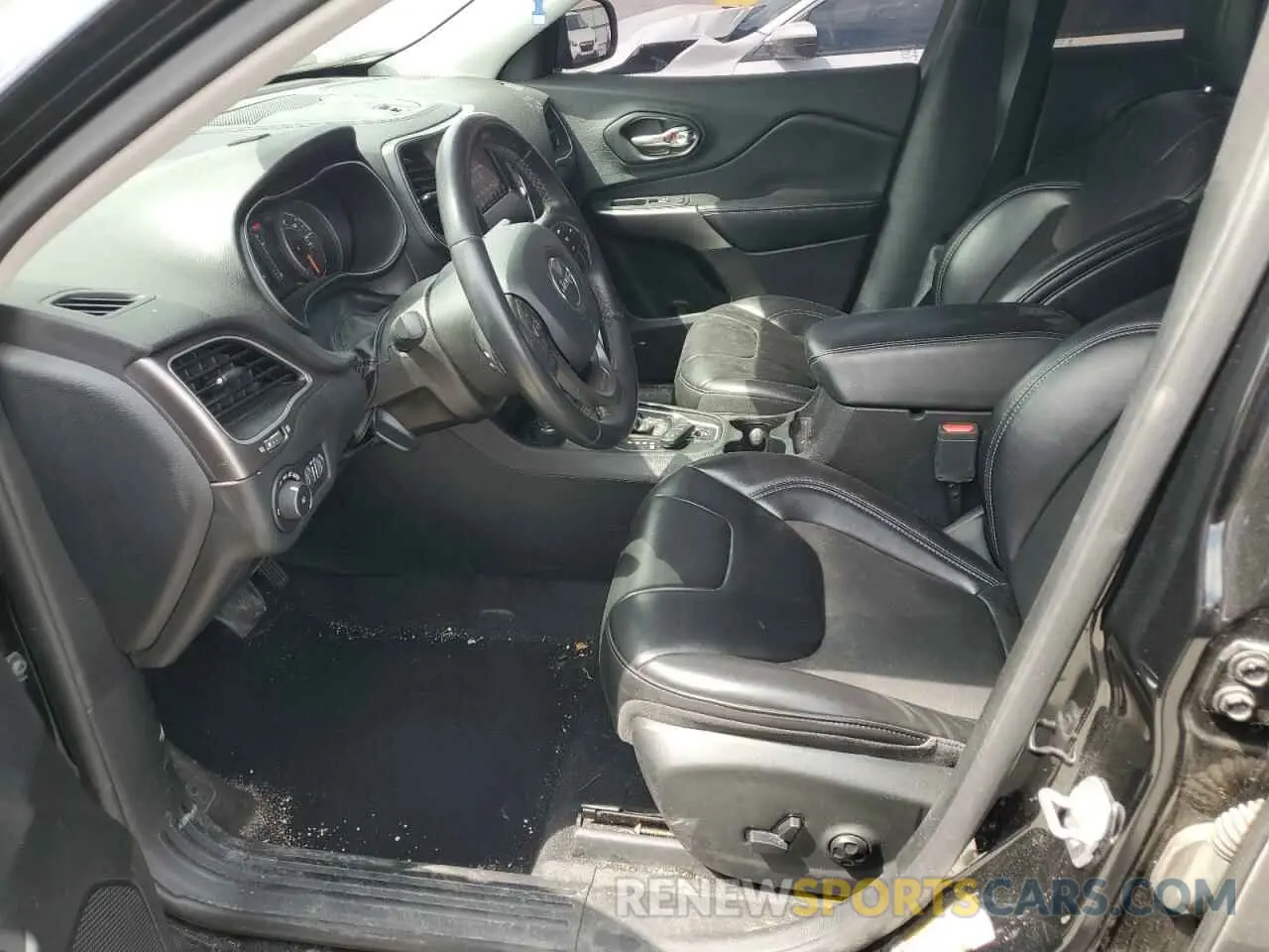 7 Photograph of a damaged car 1C4PJMLB9KD393699 JEEP GRAND CHER 2019