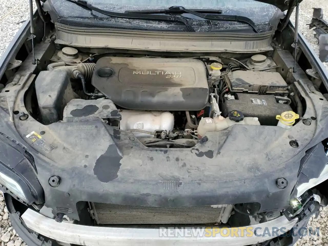 12 Photograph of a damaged car 1C4PJMLBXKD132260 JEEP GRAND CHER 2019